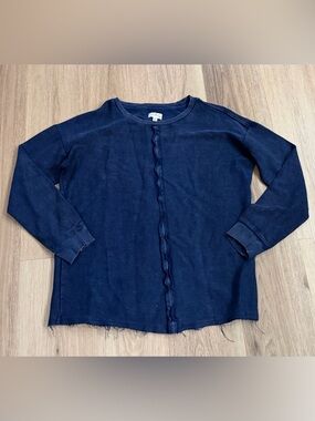 Wonderly Women’s Faded Navy Ruffle Middle Seam Long Sleeve Top size Medium